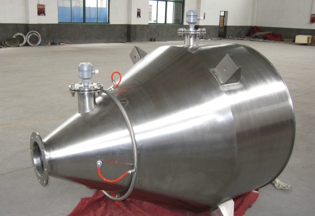 Feed tank